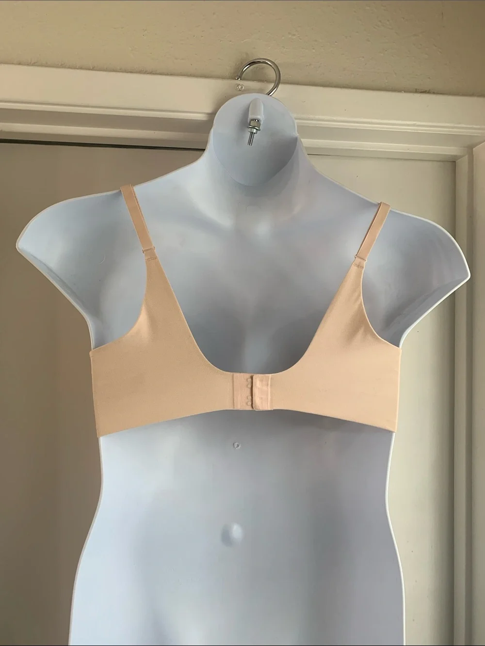 Victoria's Secret Light Pink Flex Factor Lightly Lined Plunge Demi Bra 36D